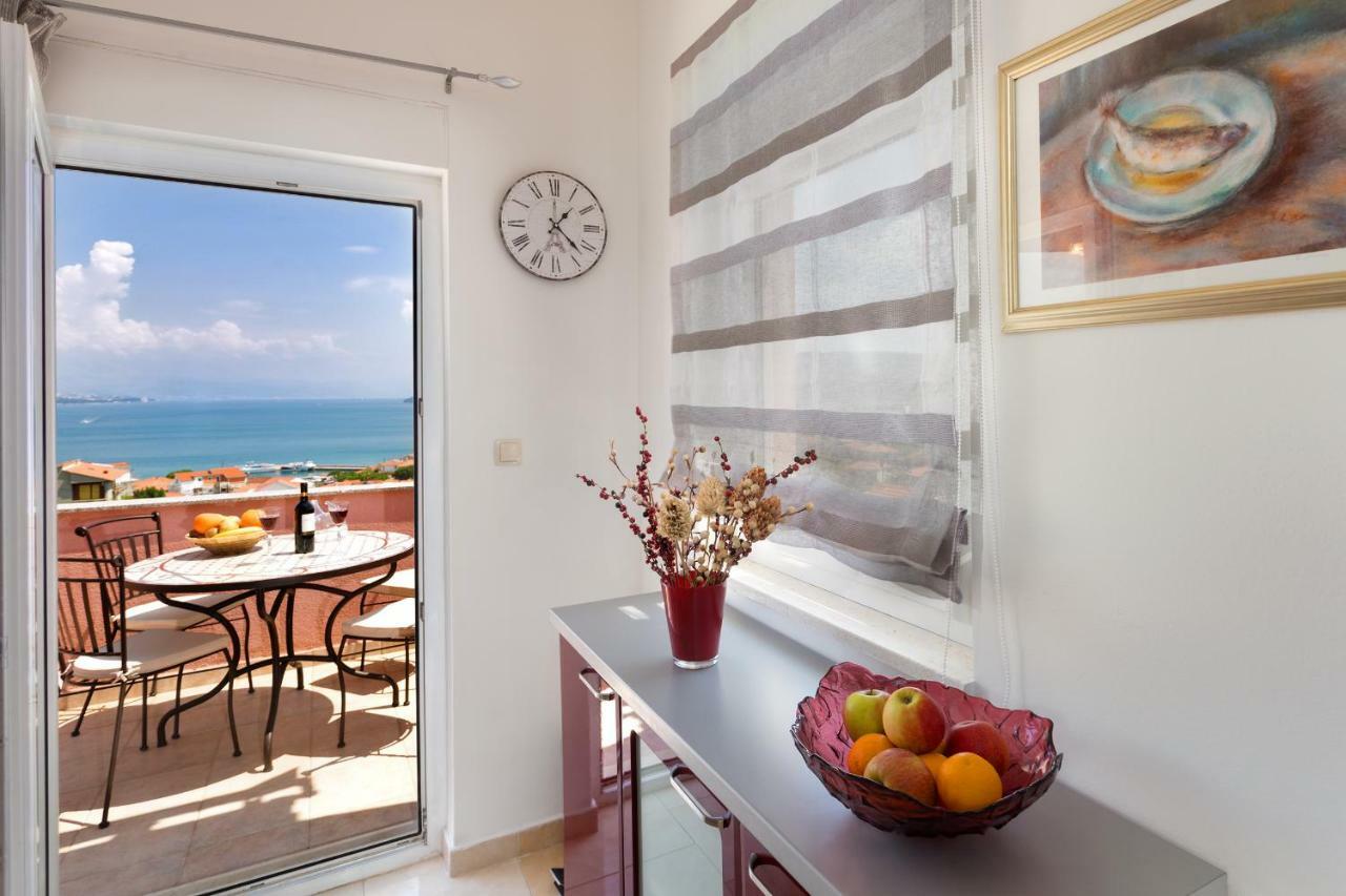 Apartments Silva สลาทิเน ภายนอก รูปภาพ
